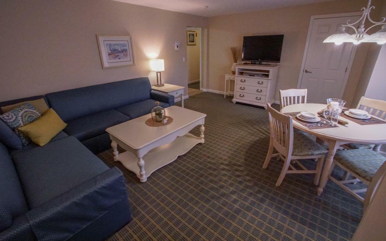 Cape Winds Resort هيانيس المظهر الخارجي الصورة